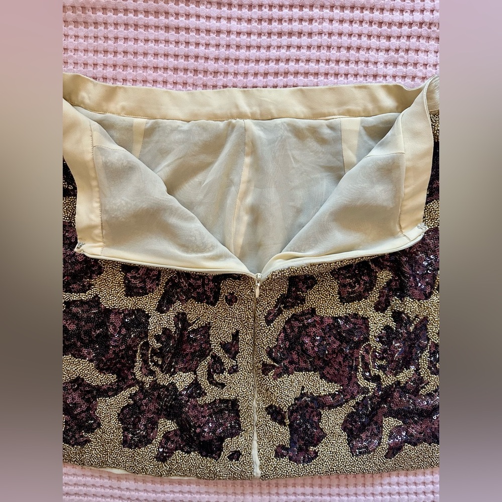 Gorgeous Mini Skirt Gold Beaded and Purple Sequin Design Ready for Holidays - Picture 5 of 8